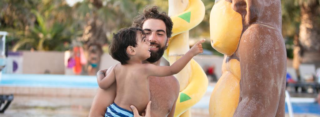 Famille au camping le Marisol