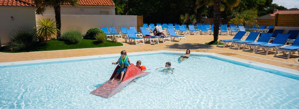 Piscine au Bois Dormant